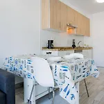 شقة 480 A Island Village With Terrace View And Wifi